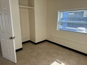 11 E Main St in Mount Dora, FL - Building Photo - Building Photo