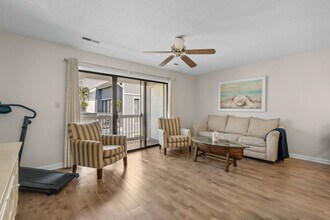 76 S Reindeer Rd, Unit ID1459978P in Myrtle Beach, SC - Foto de edificio - Building Photo