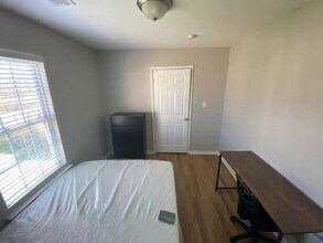 1026 Brianna Way in Charlotte, NC - Building Photo - Building Photo
