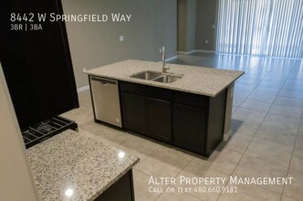 8442 W Springfield Wy in Florence, AZ - Building Photo - Building Photo
