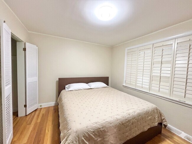 672 Fraser Ave in Ottawa, ON - Building Photo - Building Photo