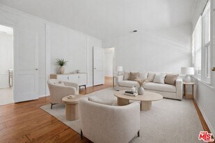 9608 W Olympic Blvd in Beverly Hills, CA - Building Photo