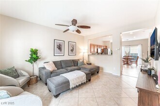 10516 West Table Lands Court in Las Vegas, NV - Building Photo - Building Photo