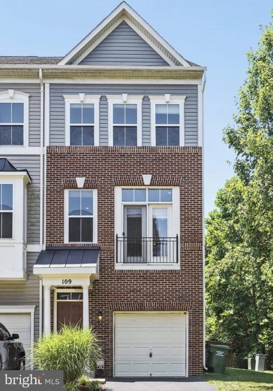 property at 109 Bellingham Dr
