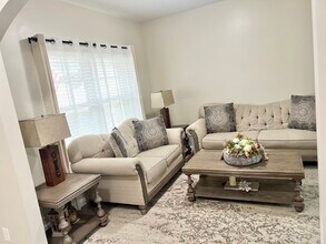 31 White Pine Way in Phenix City, AL - Foto de edificio - Building Photo