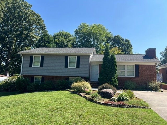 property at 111 Ridgewood Dr