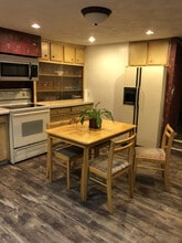 2420 Elsie St in Pittsburgh, PA - Building Photo - Building Photo