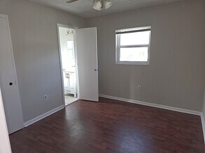 8313 Tupelo Dr in Tampa, FL - Building Photo - Building Photo