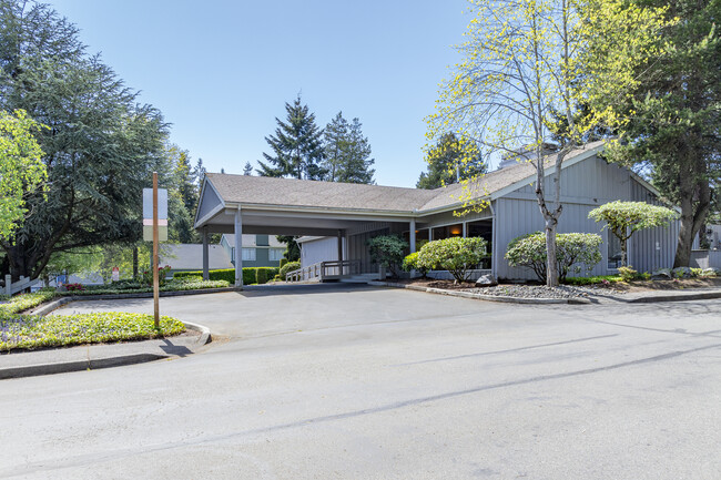 Quail Run Condominiums in Federal Way, WA - Building Photo - Building Photo