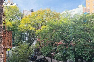 128 W 13th St in New York, NY - Building Photo - Building Photo