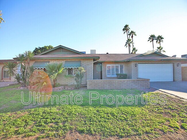 property at 5325 W Golden Ln