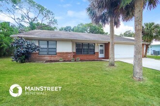 318 Breakwater Terrace in Sebastian, FL - Building Photo - Building Photo