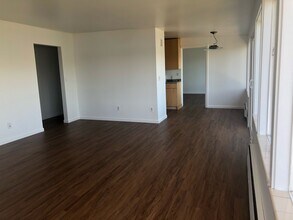 3136 Portage Bay Plz E, Unit A in Seattle, WA - Building Photo - Building Photo