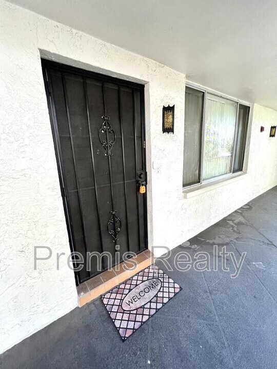 2699 Seville Blvd in Clearwater, FL - Building Photo