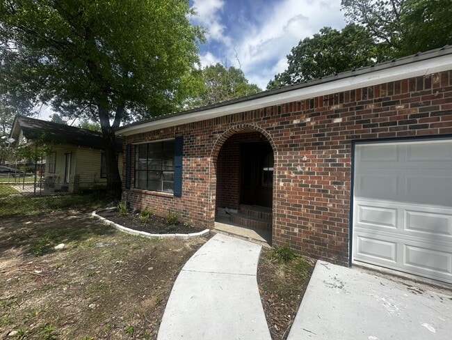 208 Wilbert Dangerfield Dr