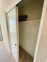 1533 Blackfish Wy in Sacramento, CA - Building Photo - Building Photo