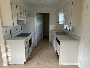 706 Lee St in Leesburg, FL - Building Photo - Building Photo