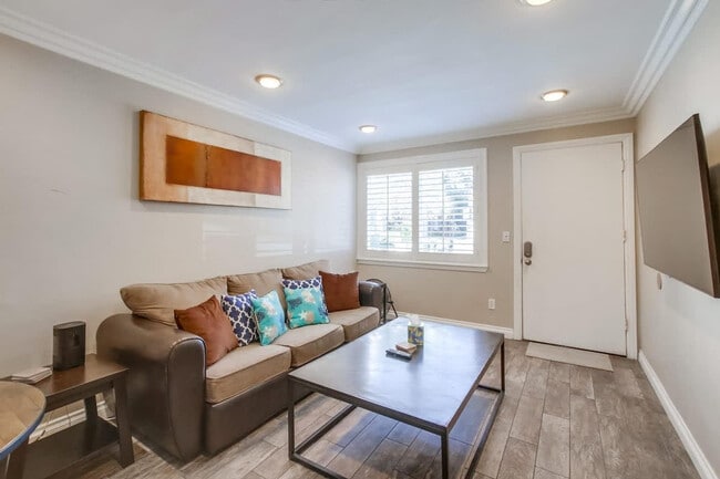property at 3764 Bayside Ln