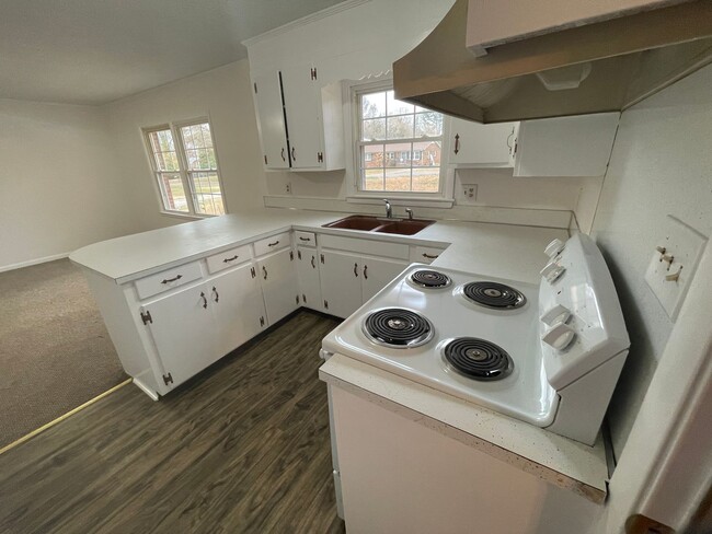 402 Fields Dr in Shelby, NC - Foto de edificio - Building Photo