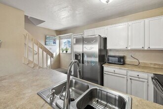 4765 Live Oak Dr in Colorado Springs, CO - Building Photo - Building Photo