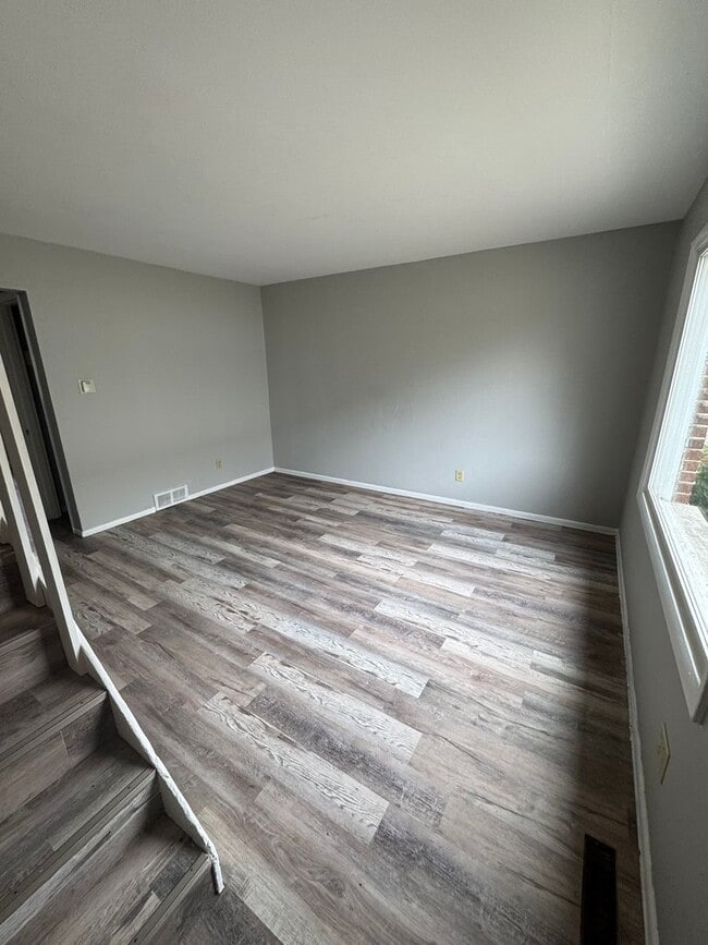 3308 Sablewood Dr-Unit -#2 in Rockford, IL - Building Photo - Building Photo