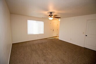 450 W 200 S in Washington, UT - Building Photo - Building Photo