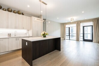 1701 W Webster Ave in Chicago, IL - Building Photo - Building Photo
