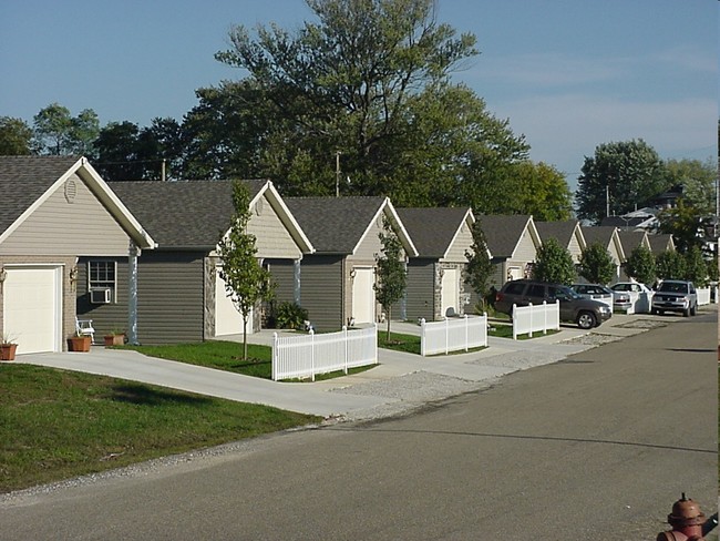 Trinity Station Retirement Community in Flatwoods, KY - Building Photo - Building Photo