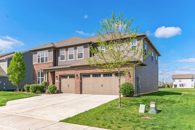 18743 Abigail Cir in Westfield, IN - Building Photo - Building Photo