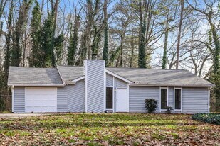 4920 Wright Bridge Rd in Cumming, GA - Building Photo