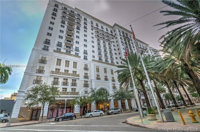 10 Aragon Ave, Unit 713 in Coral Gables, FL - Building Photo - Building Photo