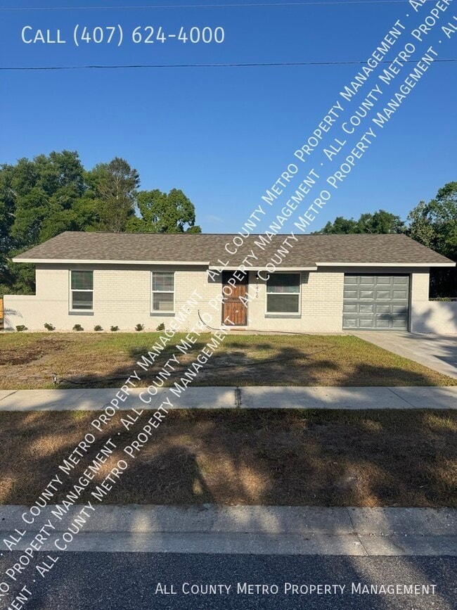 property at 1426 S Hawthorne Ave