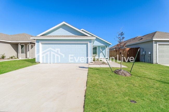 property at 220 Sycamore Pl