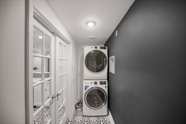 property at 2602 Washington Ave