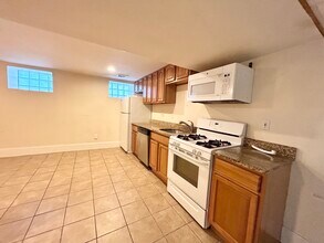1568 Tremont St, Unit 1 in Boston, MA - Building Photo - Building Photo