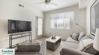 7700 W Aspera Blvd in Glendale, AZ - Building Photo - Building Photo