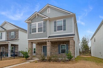 233 Emmett Dr in Pineville, NC - Building Photo - Building Photo