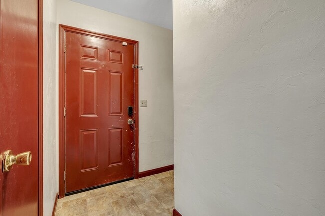 2398 Continental Ave in Tallahassee, FL - Building Photo - Building Photo