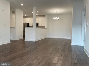 826 Stiller Ln in Monroe Township, NJ - Building Photo - Building Photo