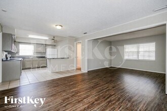 1334 Grace St N in Lakeland, FL - Foto de edificio - Building Photo