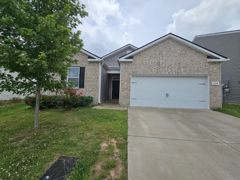 2244 Carefree Ln in Nashville, TN - Building Photo