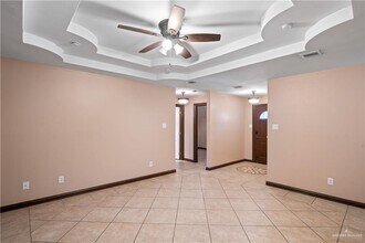 20 Silverado Dr E in Palmview, TX - Building Photo - Building Photo