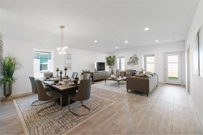 property at 3810 Canyon Shore Ln