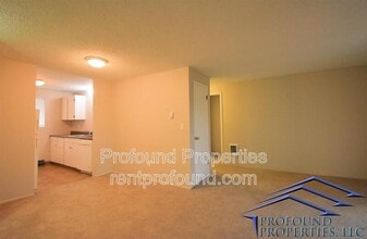 12185 SW Gingham Ln in Beaverton, OR - Building Photo - Building Photo