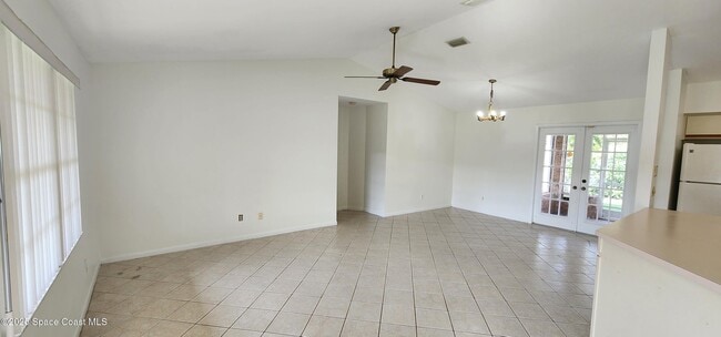 7746 Mango Grove Ave in Melbourne, FL - Building Photo - Building Photo