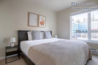 2720 152nd Ave NE in Redmond, WA - Building Photo - Building Photo