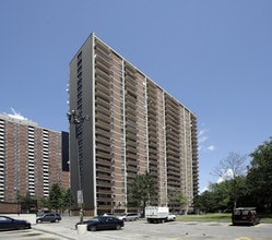 Dentonia Place in Toronto, ON - Building Photo - Building Photo