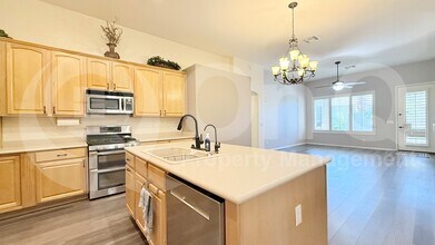 3871 E Olive Ave in Gilbert, AZ - Building Photo - Building Photo