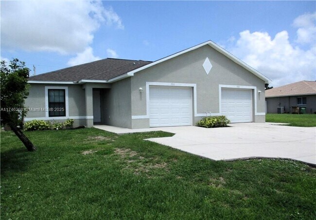 510 SE 24th Ave-Unit -510 in Cape Coral, FL - Building Photo - Building Photo