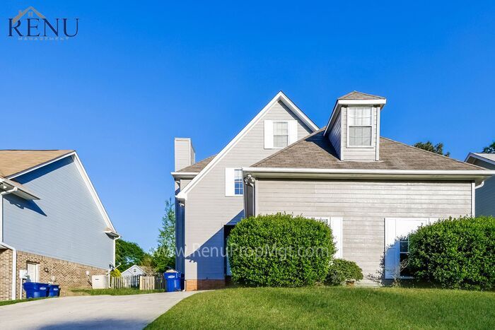 130 Ashford Ln Photo